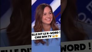 🎄 Elle souhaite un JOYEUX NOËL, lui reste silencieux ! ✝️