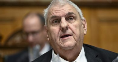 Emotion dans le canton de Vaud après le décès de Daniel Brélaz | RTS