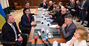 En Floride, une réunion “productive” entre négociateurs américains et ukrainiens, mais Rubio prévient qu’il reste “beaucoup à faire”