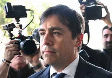 Trente mois de prison pour le médecin qui fournissait Matthew Perry en kétamine