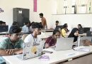 Étudiants au Hackathon National 24h INVENTRA 2K25 à KLE Chikodi