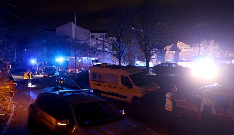 Explosion d'un immeuble dans l'Ain: deux jeunes enfants décédés