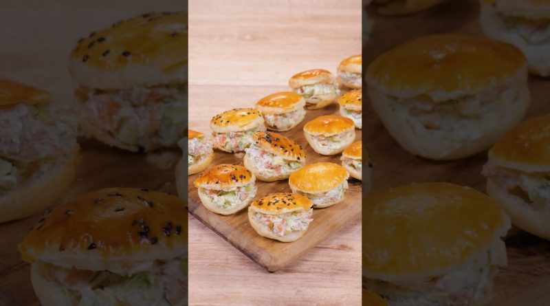 Feuilletés saumon-avocat : l'incontournable du Réveillon 2025