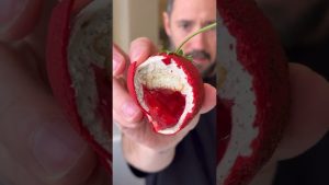 Fraisier Étonnant par Cédric Grolet 🍓 | Pâtisserie Créative