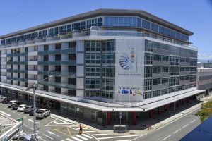 Fusions des directions, réduction des établissements publics… Comment le gouvernement veut "moderniser l’administration"