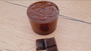 Ganache au chocolat noir : Les essentiels de la pâtisserie #7