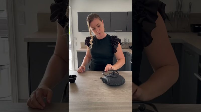 Gâteau illusion en forme de théière ❤️