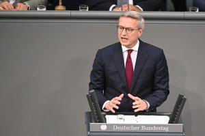 Le ministre allemand de l'Économie numérique plaide pour l'interdiction des médias sociaux pour les enfants