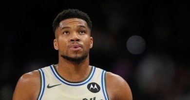 Giannis Antetokounmpo opère un changement radical pour les Bucks