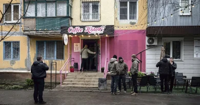 Guerre en Ukraine : meurtrie par les bombardements, la ville de Kramatorsk « respire encore, mais à voix basse » - L'Humanité