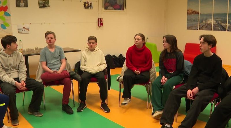 Harcèlement scolaire : "c'est la répétition qui peut devenir inquiétante", des lycéens formés pour devenir des lanceurs d'alerte