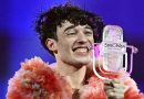 "Incarnez vos valeurs" : contre la participation d'Israël, Nemo rend son trophée de l'Eurovision