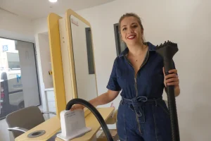 Info Tours | [En vitrine] A Tours, l’enfer des poux s’est installé Rue Néricault-Destouches