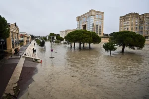 Inondations dans l’Hérault : Montpellier sous l’eau, le département toujours en vigilance rouge et trois autres placés en vigilance orange - L'Humanité