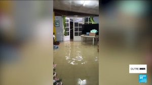 Intempéries à Tahiti : des maisons inondées, des routes transformées en torrent