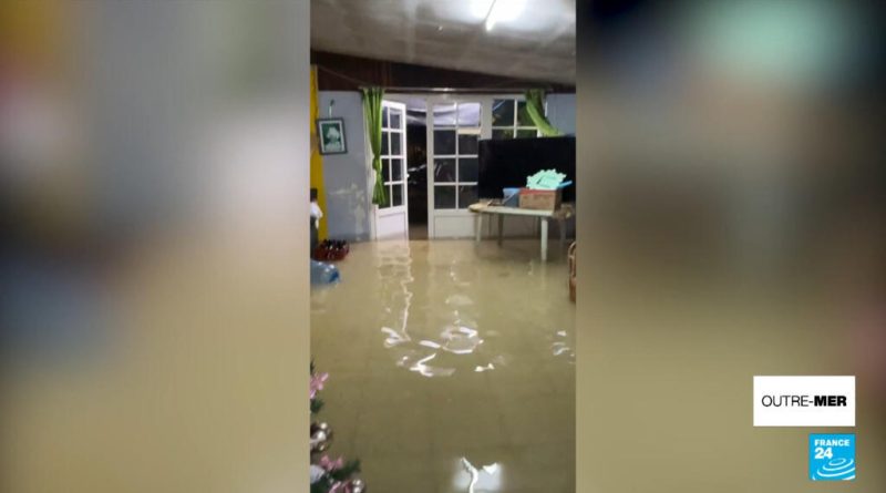 Intempéries à Tahiti : des maisons inondées, des routes transformées en torrent