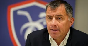 Jeux d’hiver 2026 : P. Bozon s’exprime après la non-sélection de son fils en hockey sur glace