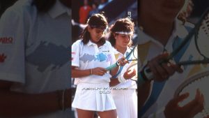 Joue contre deux légendes du tennis à 17 ans ! 🎾