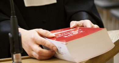 Jura : un père jugé pour avoir tué son bébé de seulement un mois après l'avoir secoué