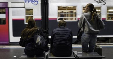 "Jusqu’à 45 minutes entre deux trains et des trains plus courts, ces fréquences sont incompréhensibles" : les horaires du RER C modifiés jusqu’au 1er janvier 2026