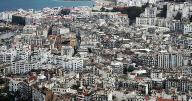 L'Algérie adopte une loi criminalisant la colonisation française