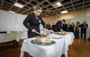 La Rochelle : duel à couteaux tirés au lycée hôtelier