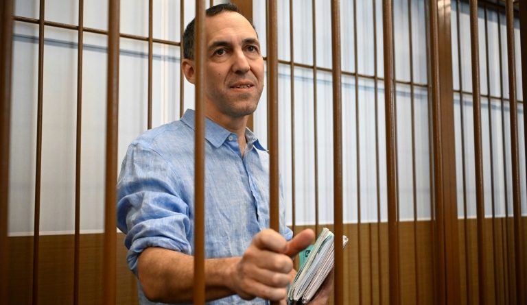 La Russie a fait une "proposition" à la France sur le chercheur emprisonné Laurent Vinatier