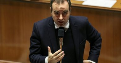 La "loi spéciale" au Parlement, rendez-vous début janvier pour reparler budget