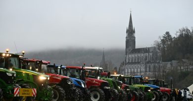 La mobilisation agricole faiblit mais pas de "trêve" à l'approche de Noël