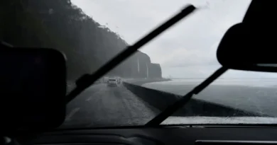 La route du littoral basculée en raison d’un éboulement