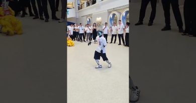 🔥 L'avenir est COOL ! Le G1 de Unitree danse avec âme !