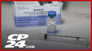 Le Canada perd son statut d'élimination de la rougeole, dit Dr. Bogoch