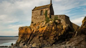 Le Mont-Saint-Michel ouvre sa première grande collecte de dons pour restaurer son patrimoine