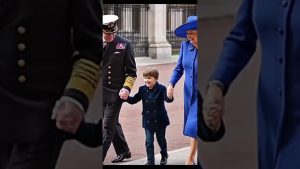 Le Petit Prince s'amuse avec ses grands-parents