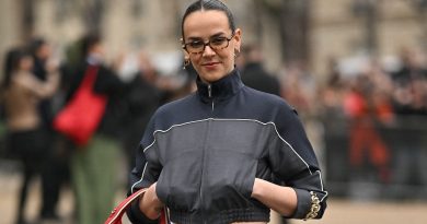 Pauline Ducruet sublime sa petite robe noire avec un bijou audacieux - Elle