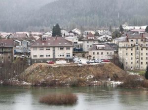 Le père Fouettard passe avant le père Noël au remblai sauvage de Villers-le-Lac - Cpepesc