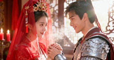 Rebirth and Revenge: A Tale of Love and Betrayal Le prince consort l'a tuée, elle renaît pour épouser le général.