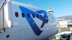 Le vol UU978 Paris–Mayotte d’Air Austral a été dérouté vers l’Italie après un incident technique sans gravité, entraînant plusieurs modifications de vols.