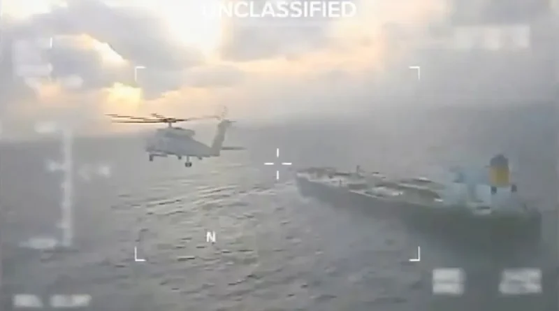 Les États-Unis poursuivent un pétrolier en route vers le Venezuela.