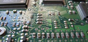 Les Etats-Unis reportent les droits de douanes sur les puces chinoises à juin 2027