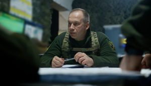 Les forces ukrainiennes ont réduit la ligne de front de 35 km en un mois, selon Oleksandr Syrsky