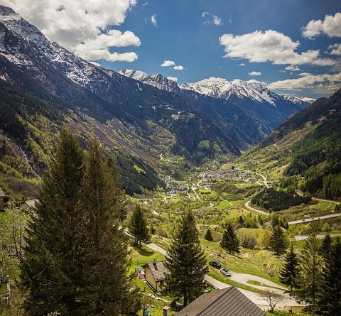 Auvergne-Rhône-Alpes, Lyon, Annecy, Alps, volcano, lake, mountain, ski, village