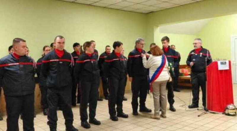 Les pompiers du centre de secours de Barenton/Ger ont célébrés la Sainte-Barbe