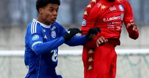 Ligue 1. Discours de Rosenior, entrée de Chilwell... Tyrese Noubissie intègre le groupe pro du Racing Club de Strasbourg