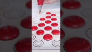 Macarons à la ganache de framboise : la recette parfaite