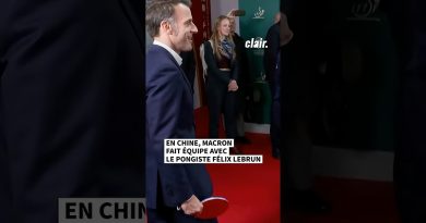 Macron joue au tennis de table en Chine : un moment marquant Macron joue au tennis de table lors de sa visite en Chine