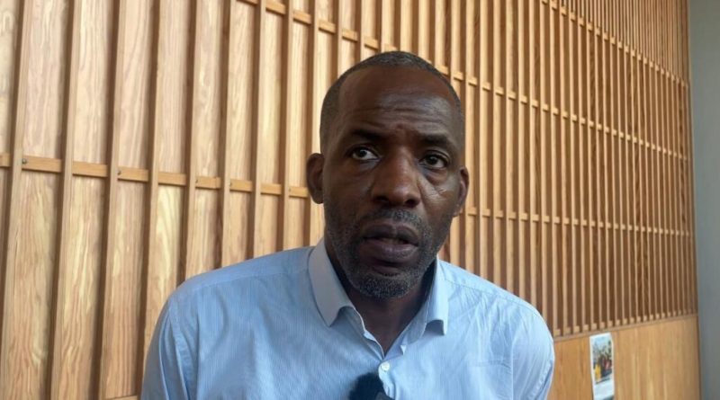 Maître Jean-Philippe Frédéric, avocat de Cap ExcellenceMaître Frédérick Petipermon, avocat d'Olivier Falla