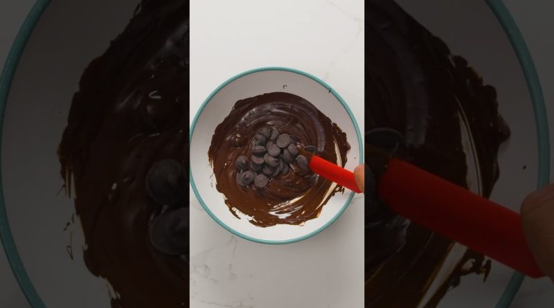 Maîtriser le Tempérage du Chocolat - Découvrez #shorts