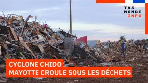 Mayotte : Un an après Chido, des tonnes de déchets persistent