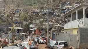 Rétro 2025 : Mayotte et la Nouvelle-Calédonie au coeur des préoccupations politiques en outre-mer